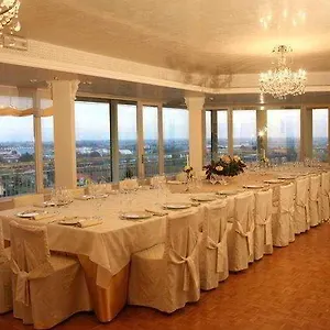 palace-cittadella.hotelinveneto.com/